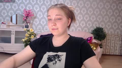 debramust online show from 28, 12, 2024