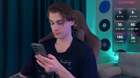 Snapshot of debugmee chatting on 6, 4, 2026 Samuel online show from 6, 4, 2026