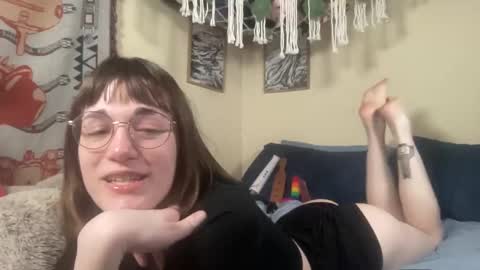 decemberholiday online show from 22, 2, 2026