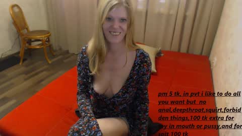 Snapshot of decentwhore chatting on 19, 1, 2025 Amy online show from 19, 1, 2025