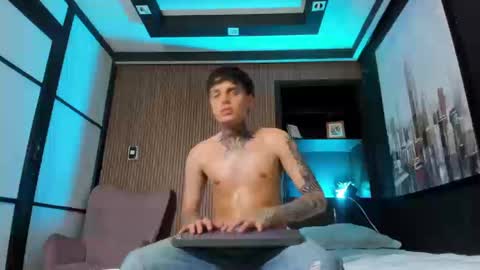 declan_fox online show from 20, 9, 2025