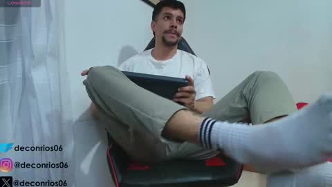 Santiago online show from 8, 11, 2025