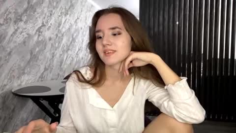 Anna online show from 15, 9, 2025