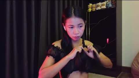 deedeedoll online show from 25, 3, 2026