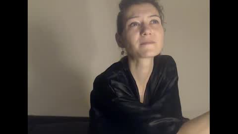 Deelightfull online show from 4, 12, 2024