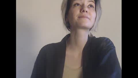 Deelightfull online show from 4, 1, 2025