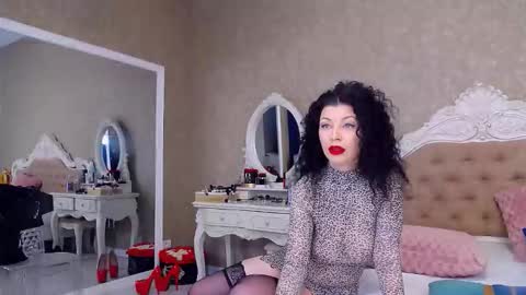 DeenaJay online show from 9, 5, 2026