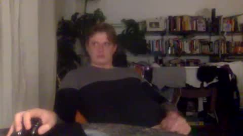 Snapshot of deep_long_vibes chatting on 10, 11, 2025 deep_long_vibes online show from 10, 11, 2025