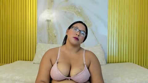 Snapshot of deepandcurvy chatting on 2, 7, 2026 deepandcurvy online show from 2, 7, 2026