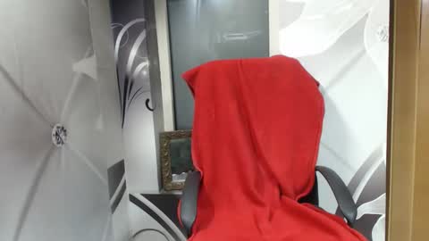 hi guys i m a cute milf i m here for good time and nice people pls be respectfool and enjoy me online show from 10, 5, 2026