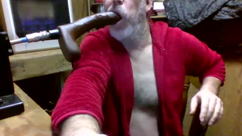 Snapshot of deepthroat227 chatting on 24, 1, 2025 Deepthroat My Big Dildos online show from 24, 1, 2025