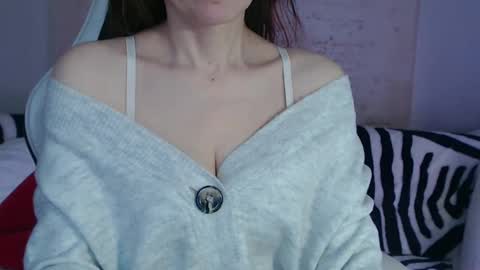 KamiDevi online show from 6, 1, 2025