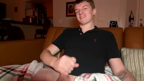 Snapshot of deeyungguy chatting on 8, 3, 2026 more content and goodies online show from 8, 3, 2026