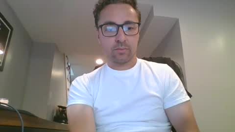 Snapshot of defualtcommand_obey chatting on 20, 7, 2026 defualtcommand_obey online show from 20, 7, 2026