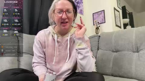 degeneratealiceof online show from 23, 10, 2025