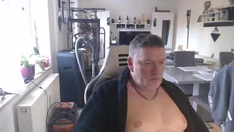 Snapshot of deinprinz2312 chatting on 4, 12, 2024 deinprinz2312 online show from 4, 12, 2024
