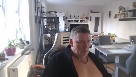 Snapshot of deinprinz2312 chatting on 18, 1, 2025 deinprinz2312 online show from 18, 1, 2025