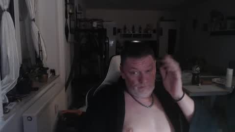Snapshot of deinprinz2312 chatting on 27, 1, 2025 deinprinz2312 online show from 27, 1, 2025