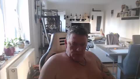 Snapshot of deinprinz2312 chatting on 31, 1, 2025 deinprinz2312 online show from 31, 1, 2025