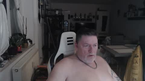 Snapshot of deinprinz2312 chatting on 10, 2, 2025 deinprinz2312 online show from 10, 2, 2025