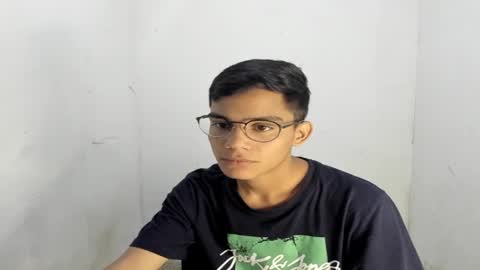 Snapshot of deivi_colins chatting on 21, 9, 2025 deivi_colins online show from 21, 9, 2025