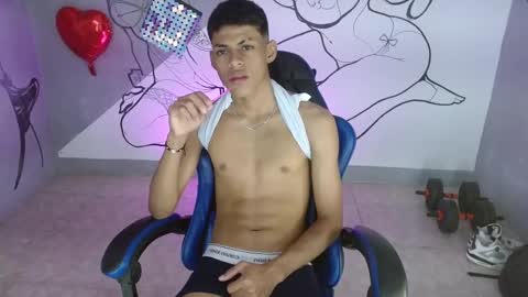 Snapshot of deivid_bigcock1 chatting on 2, 10, 2025 Deivid online show from 2, 10, 2025