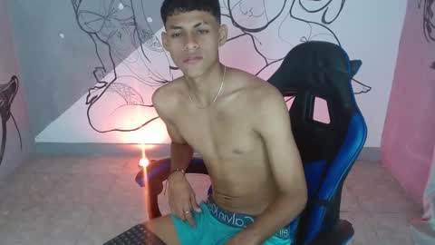 Snapshot of deivid_bigcock1 chatting on 13, 10, 2025 Deivid online show from 13, 10, 2025