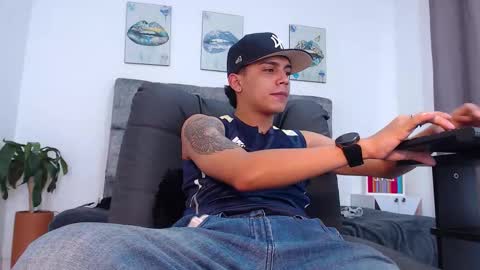 Snapshot of deivid_santoss chatting on 20, 10, 2025 Deivid online show from 20, 10, 2025