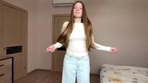 Mila online show from 19, 2, 2026