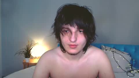 Snapshot of delalex chatting on 25, 4, 2026 Alex online show from 25, 4, 2026