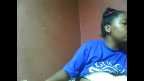 Snapshot of deliah712909 chatting on 2, 1, 2025 deliah712909 online show from 2, 1, 2025