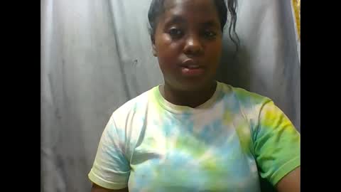 Snapshot of deliah712909 chatting on 23, 9, 2025 deliah712909 online show from 23, 9, 2025