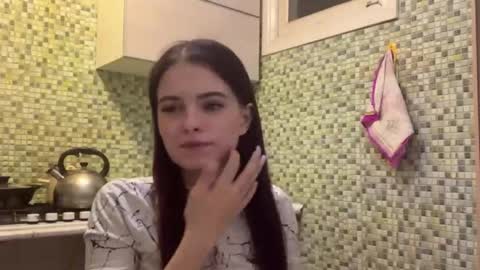 Kiki online show from 18, 4, 2026