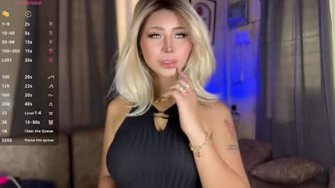 Hello your loving faye 3 online show from 11, 5, 2026