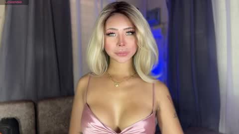 Hello your loving faye 3 online show from 16, 5, 2026