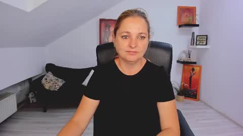 Snapshot of deliciouslolly chatting on 13, 7, 2026 DeliciousLolly online show from 13, 7, 2026