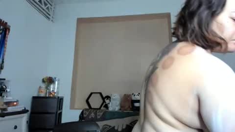 Snapshot of delightfulcurvy chatting on 24, 3, 2026 delightfulcurvy online show from 24, 3, 2026