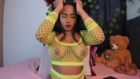 Snapshot of delilah_85 chatting on 3, 11, 2025 Delilah online show from 3, 11, 2025