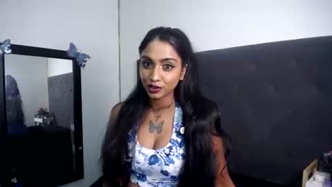 Delilah Blaze online show from 11, 5, 2026