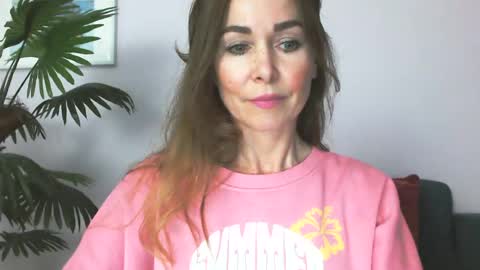 delilah_sweet online show from 22, 6, 2026