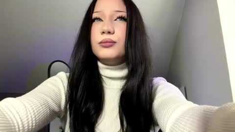 Milana  online show from 13, 5, 2026
