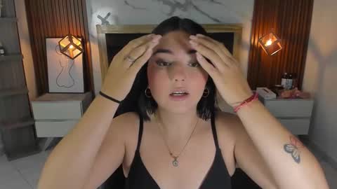 delilaquinn online show from 10, 11, 2025