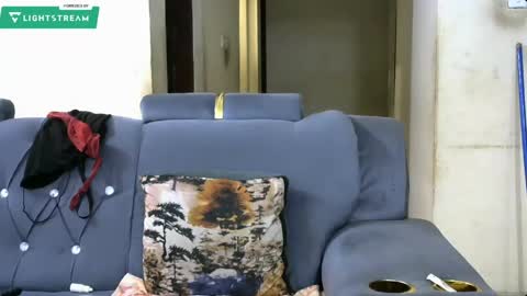 Ginger online show from 9, 5, 2026