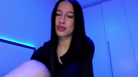 delly_love online show from 1, 4, 2026