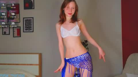 Snapshot of delorathecookie chatting on 12, 3, 2025 Delora online show from 12, 3, 2025
