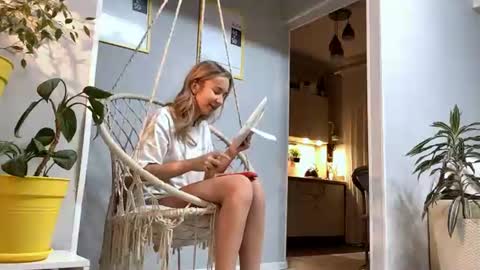 Snapshot of delorisstrzelecki chatting on 20, 7, 2026 I am Lola hello world online show from 20, 7, 2026