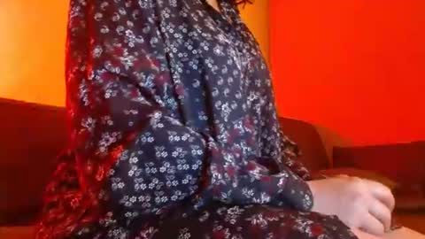 Delphine online show from 17, 1, 2025