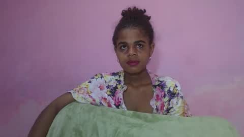 delphine online show from 4, 5, 2026