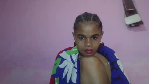 delphine online show from 7, 5, 2026