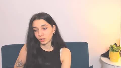 delphinehot online show from 9, 2, 2026